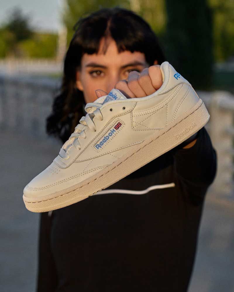 reebok-chica